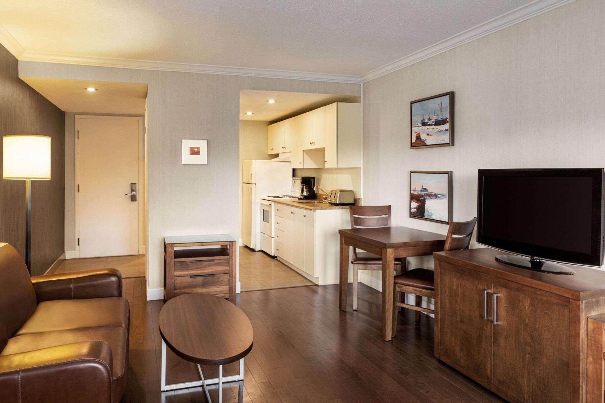 Atlantic Host Hotel, Trademark Collection By Wyndham Bathurst Eksteriør bilde