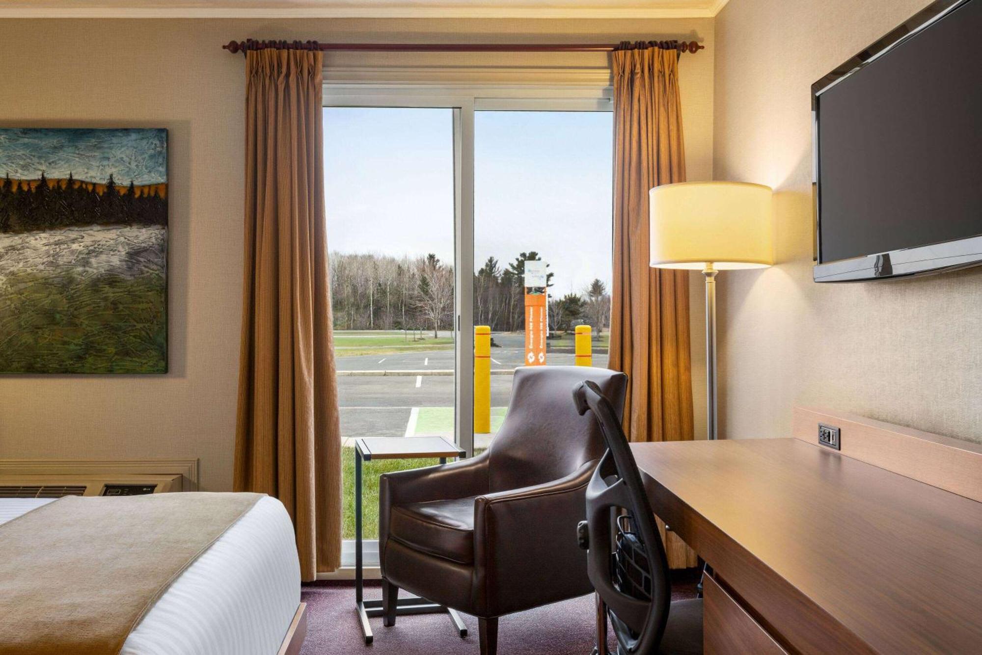 Atlantic Host Hotel, Trademark Collection By Wyndham Bathurst Eksteriør bilde