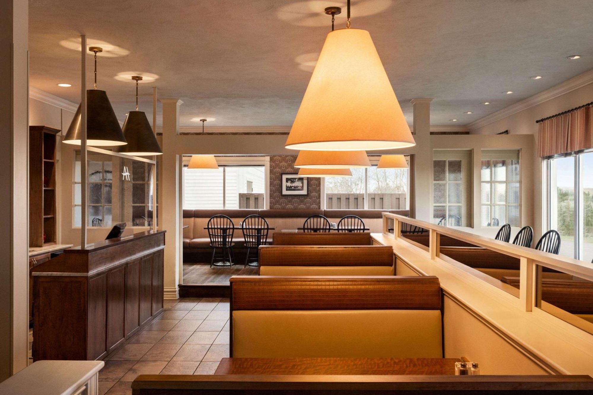 Atlantic Host Hotel, Trademark Collection By Wyndham Bathurst Eksteriør bilde